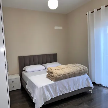 Comfort Apartamento Tirana